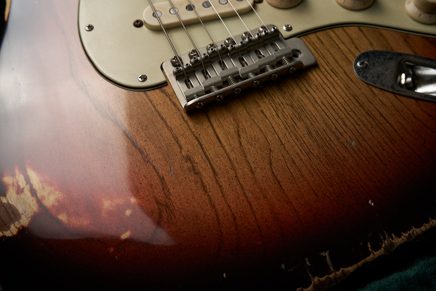 ST-59 / Sunburst 3 tones / Relic Nitro Lacquer