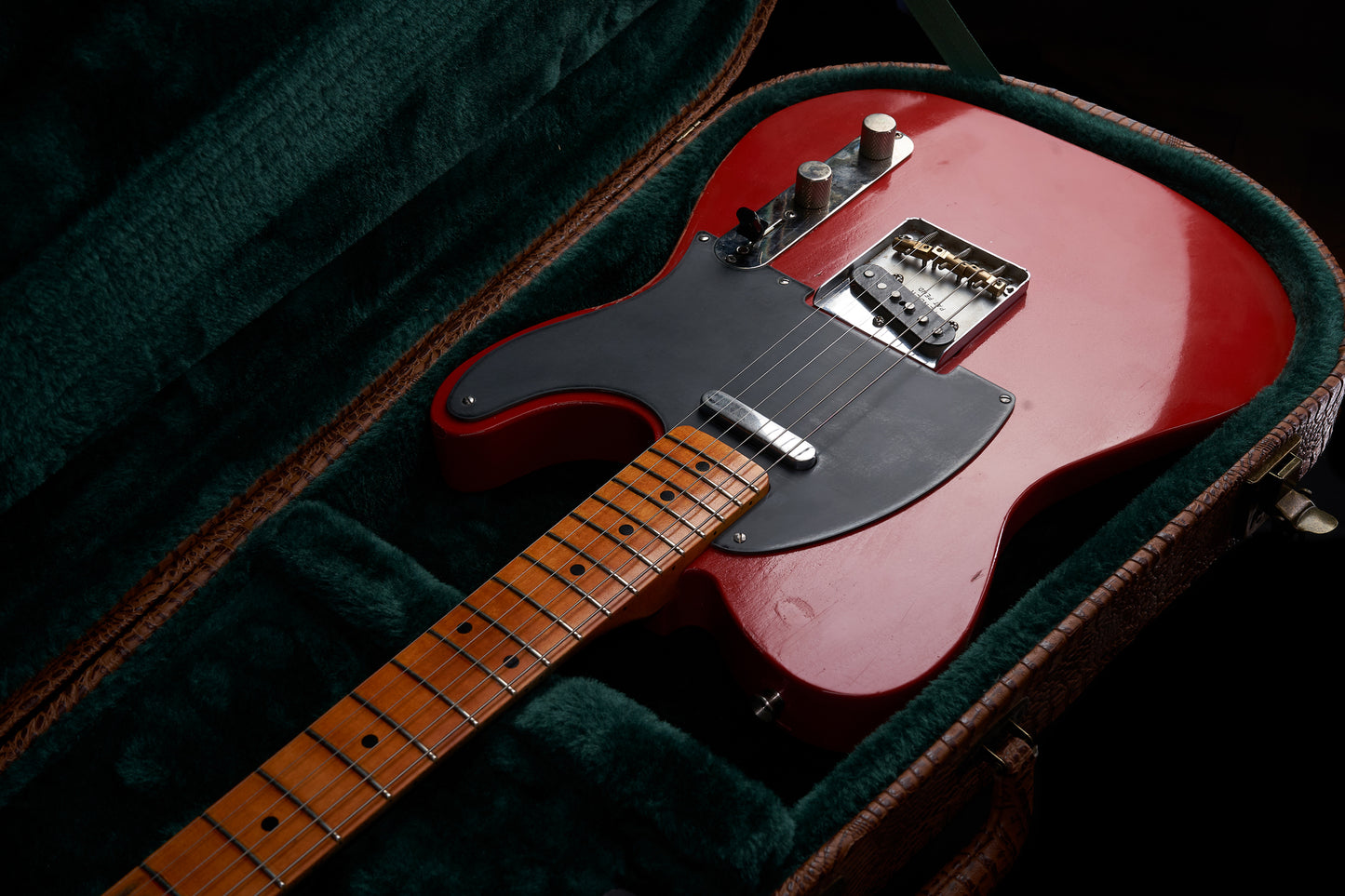 TS-52 / Dakota Red / Medium Relic / Nitro Lacquer